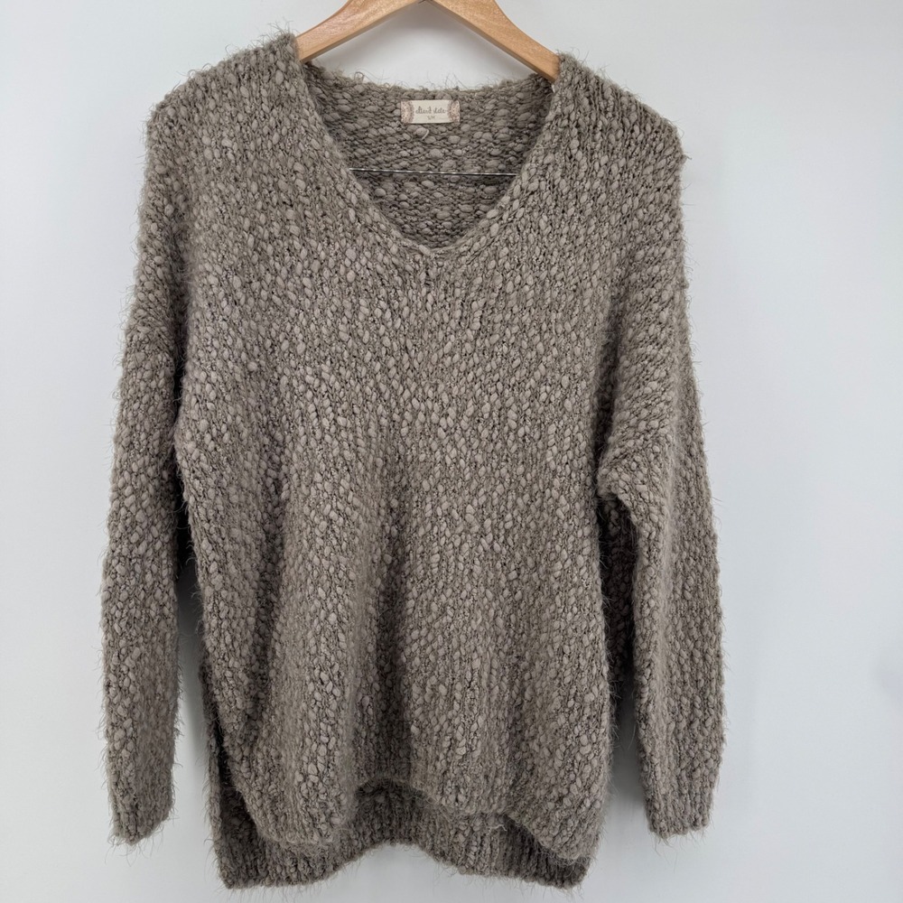 Altar'd State Popcorn "Nubby" Knit V-Neck Pullover Sweater Small/ Medium Fall
